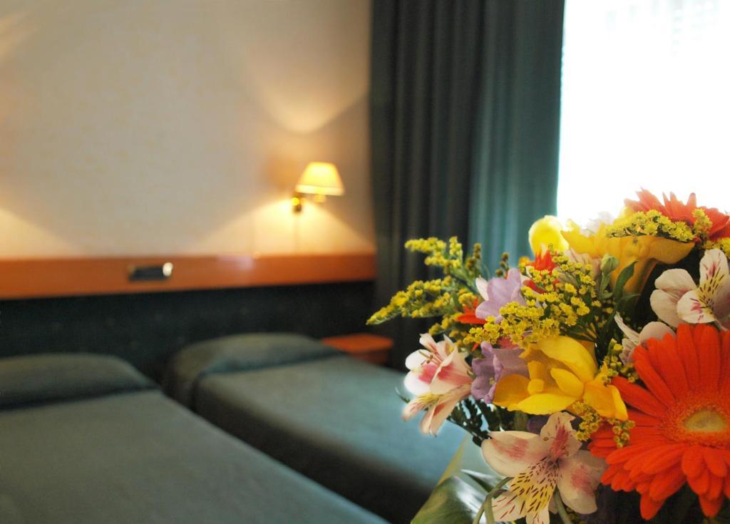 Eurohotel Пьяченца Экстерьер фото